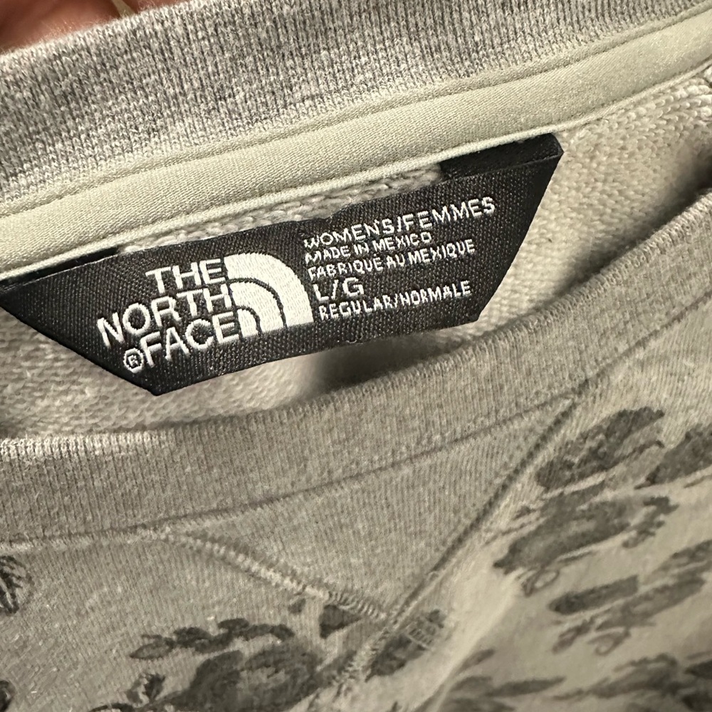 The North face, size L . Sweatshirt women wash on the Home - Picture 3 of 11